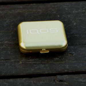 hop dung thuoc cho iqos lil 555x555 1